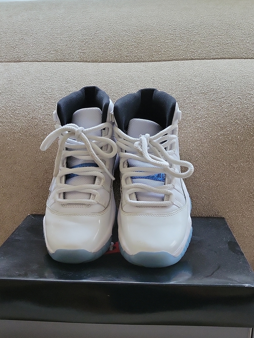Jordan Retro 11 - Picture 2 of 7
